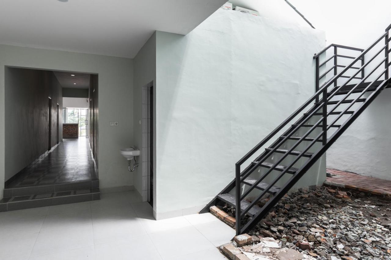 Reddoorz Plus Near Rs Usu Medan 2 Luaran gambar